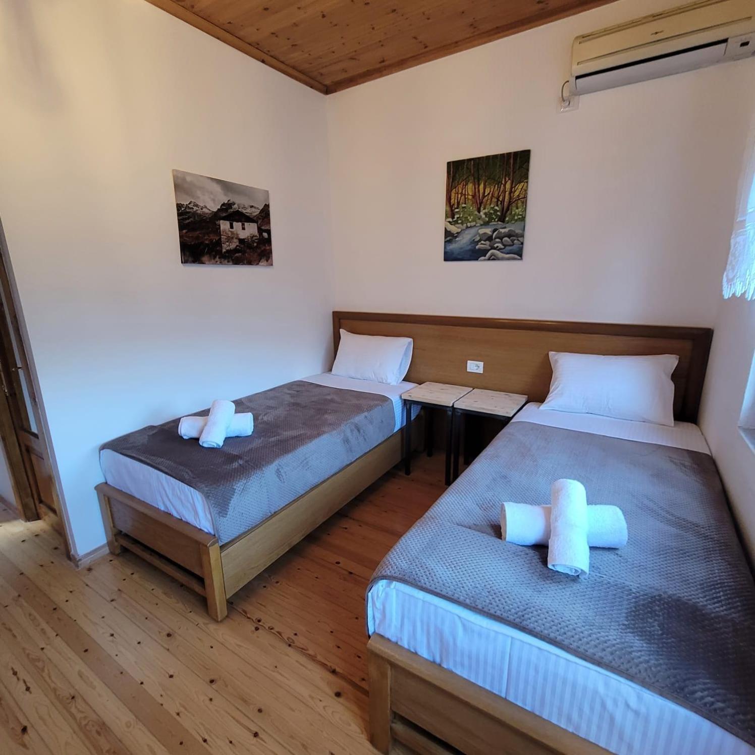 Appartement Jona Gjirokastër