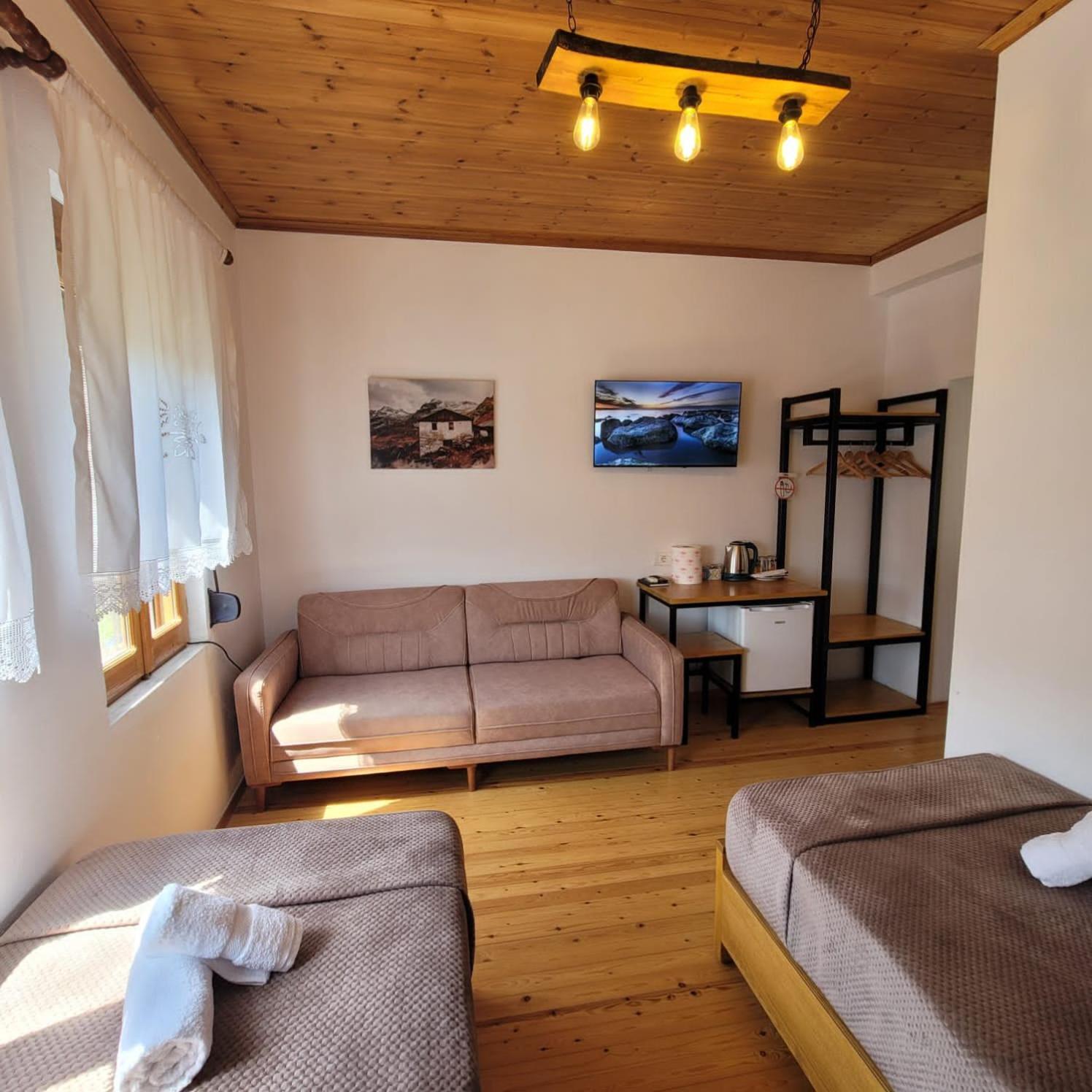 Appartement Jona Gjirokastër